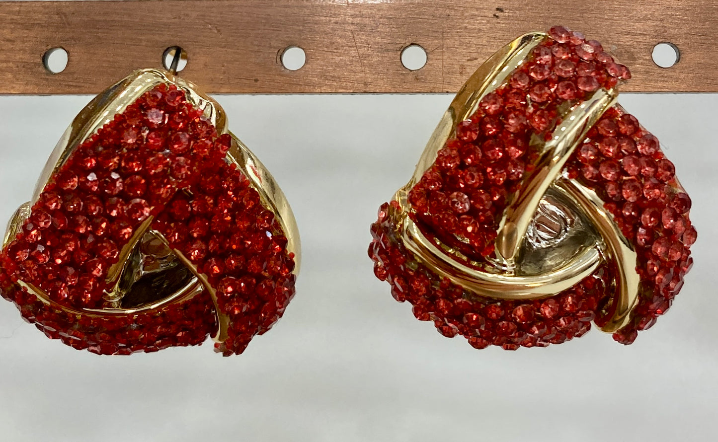 Orecchini buco con strass