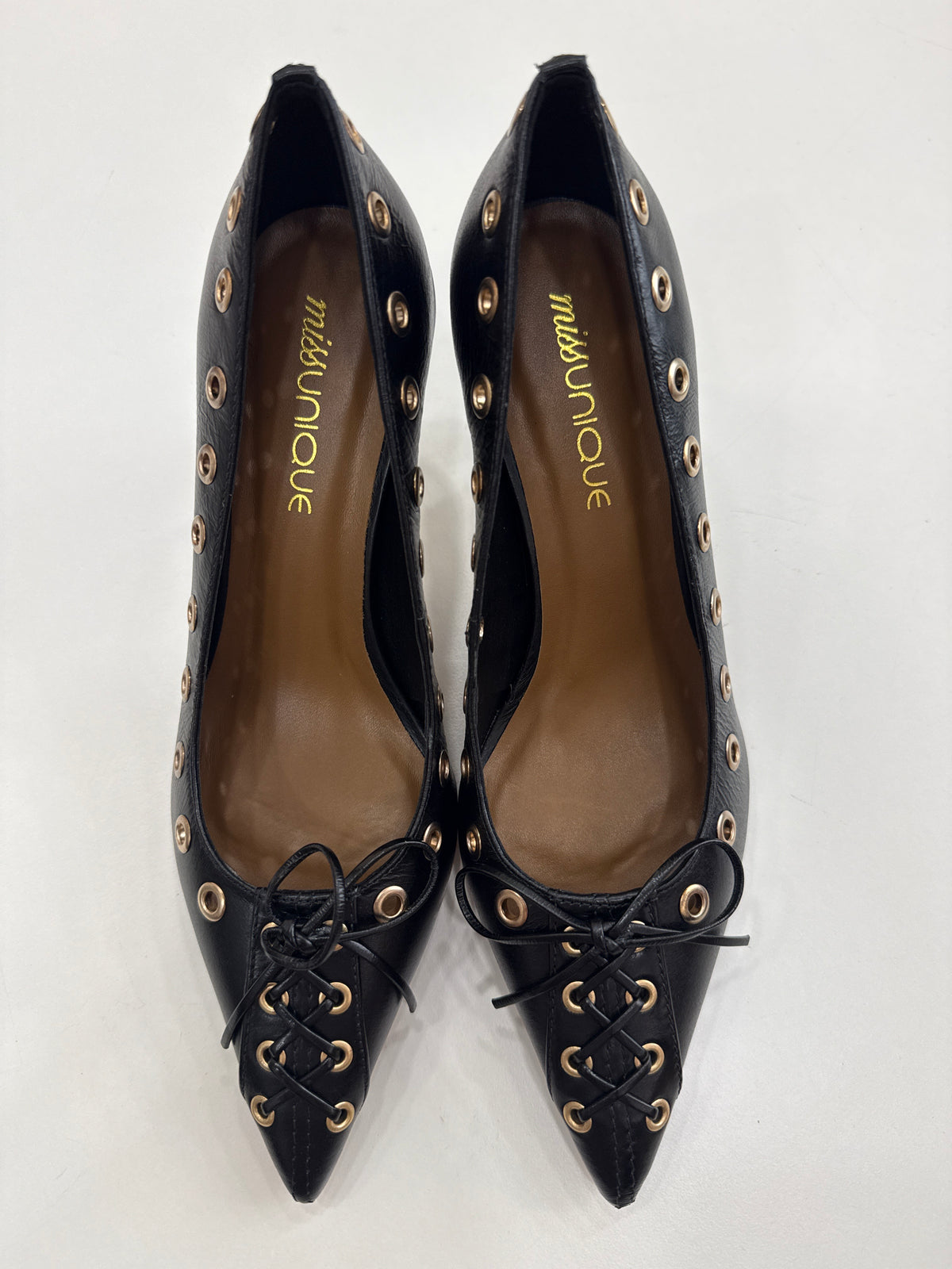 Scarpe tacco con borchie
