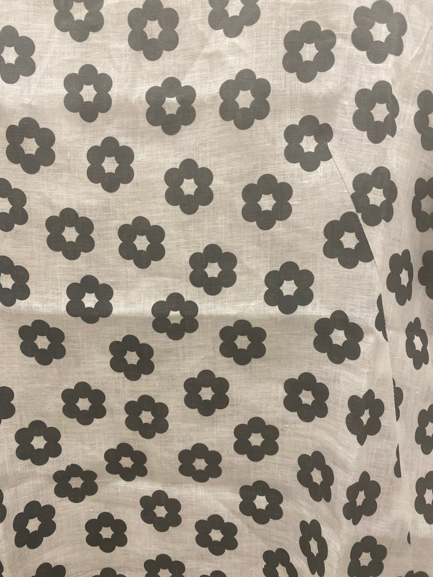 Camicia Pietrogrande in lino bianca fiori grigi